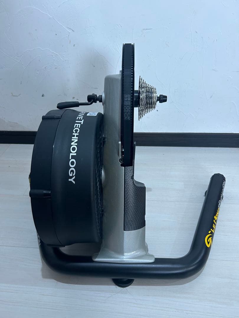 LeMond Revolution トレーニングローラー