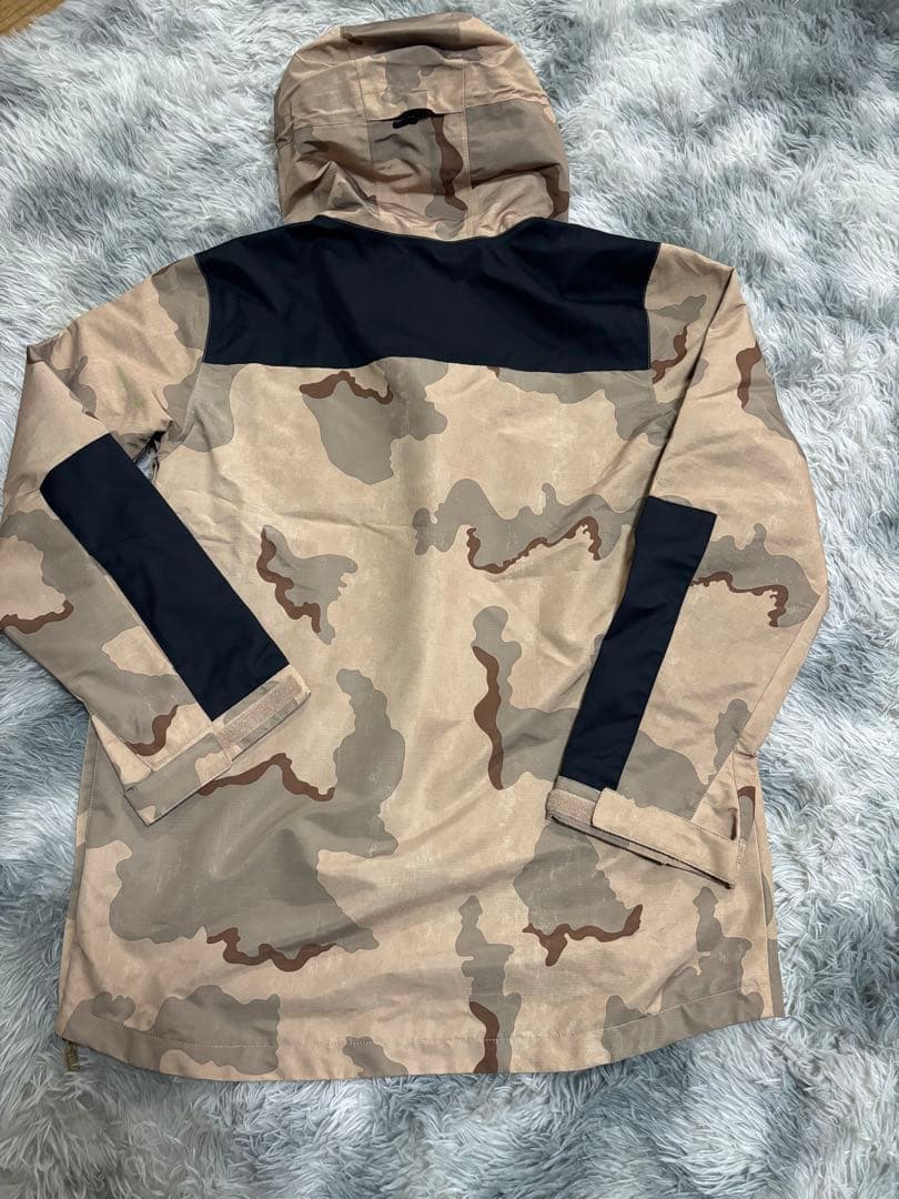 DC スノージャケット　Ｍsize スノーボード、スキー