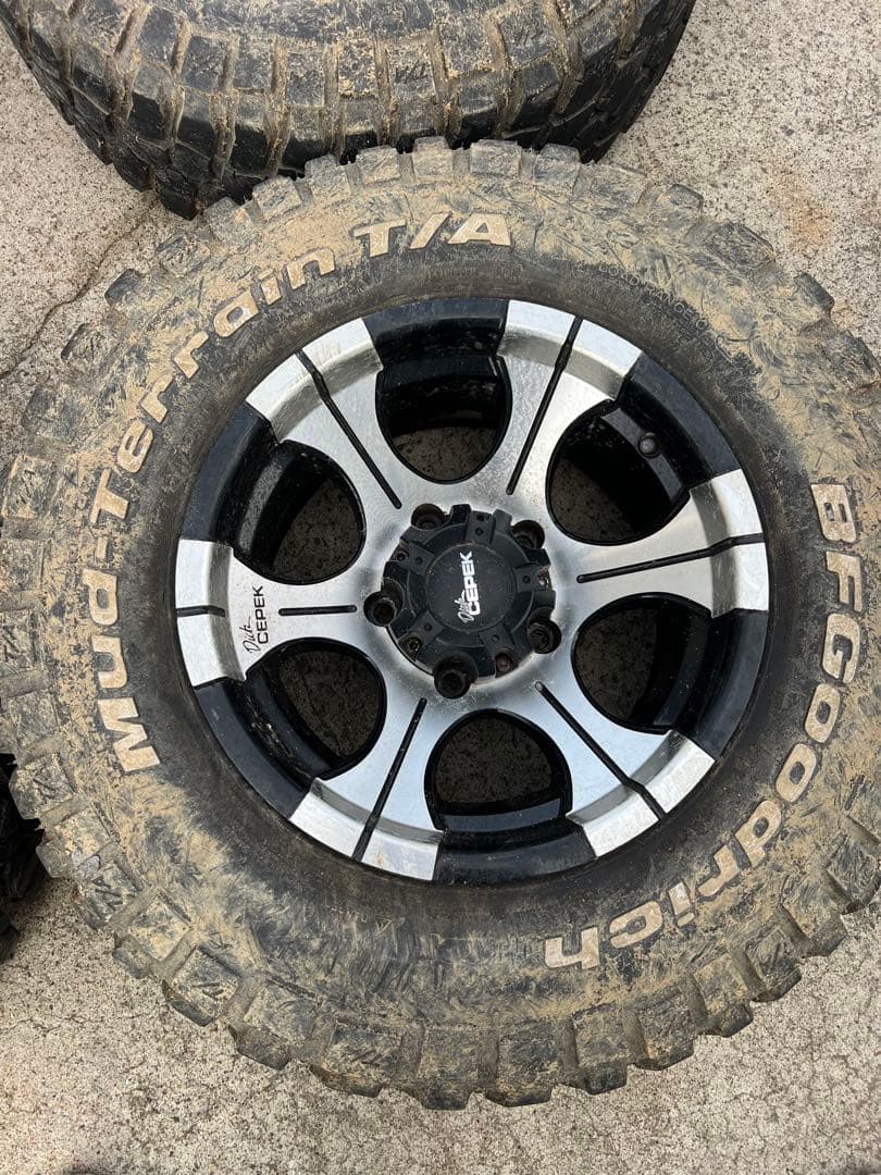 235/75R15 タイヤホイールセット