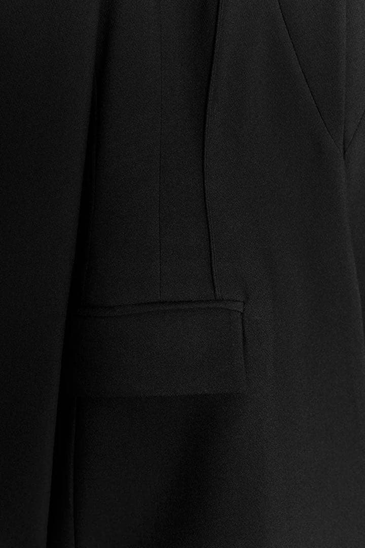 新品未使用　ZARA インバーテッドラペルブレザー
