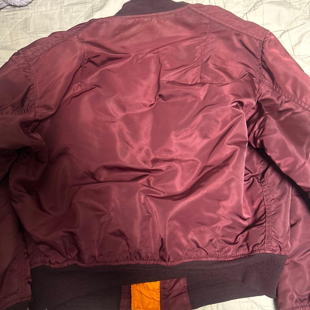 Alpha Industries MA-1フライトジャケット