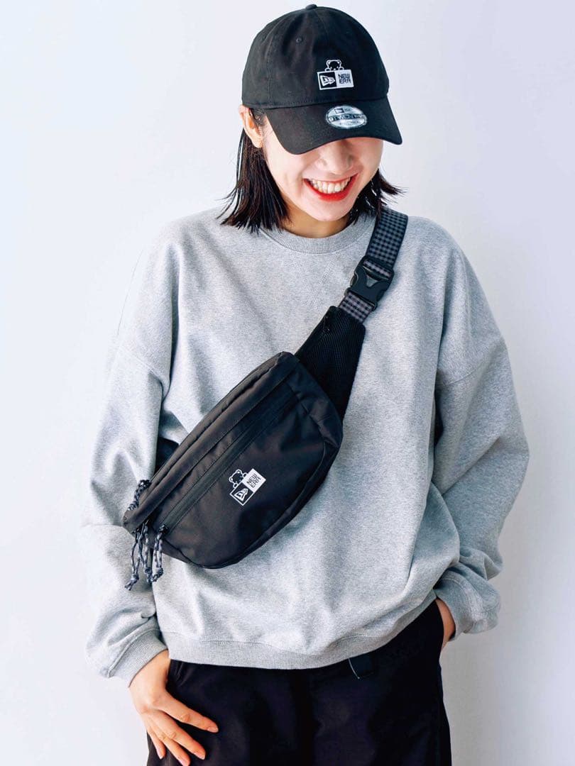 【値下げ】ボディバッグ【NEWERA®︎ ✖︎ familiar】