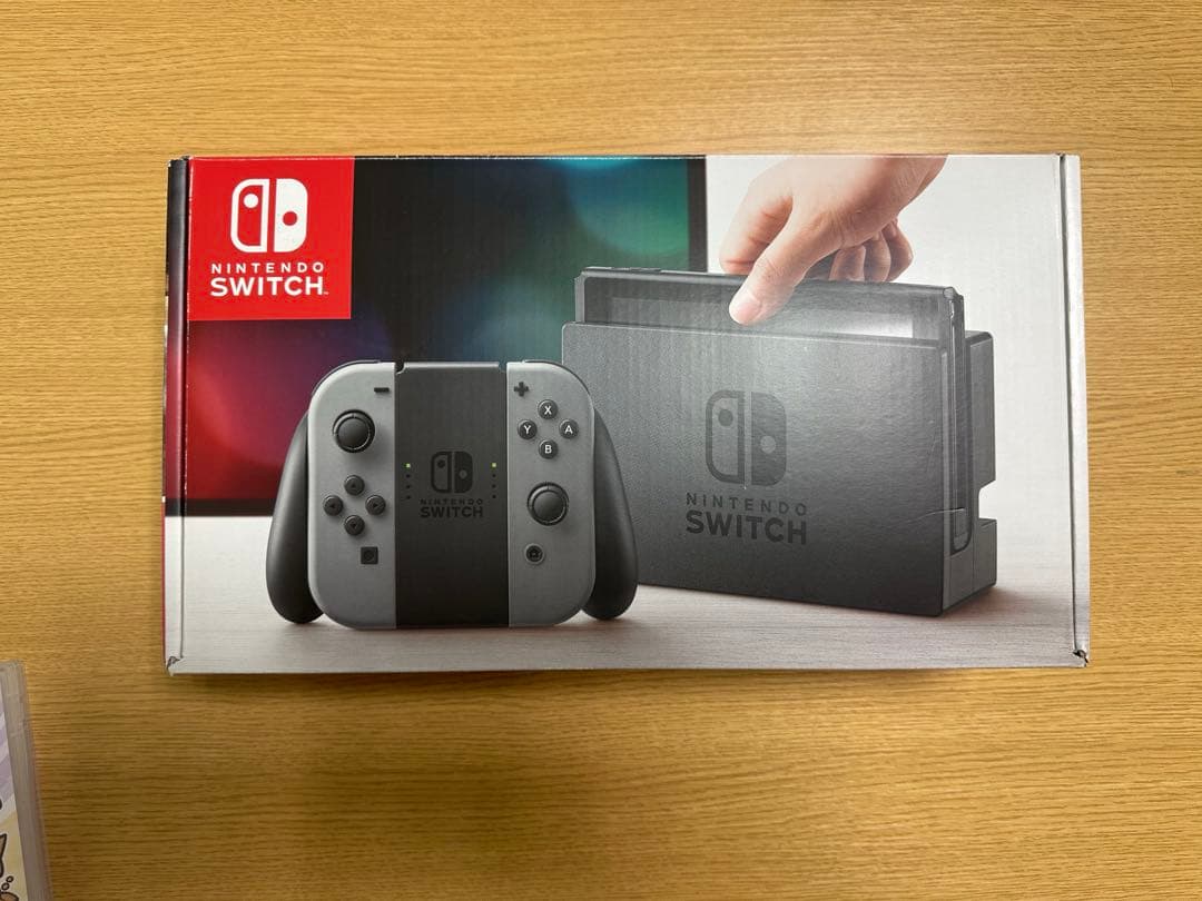 Nintendo Switch グレー　おまけ付 ※本体曲がりアリ