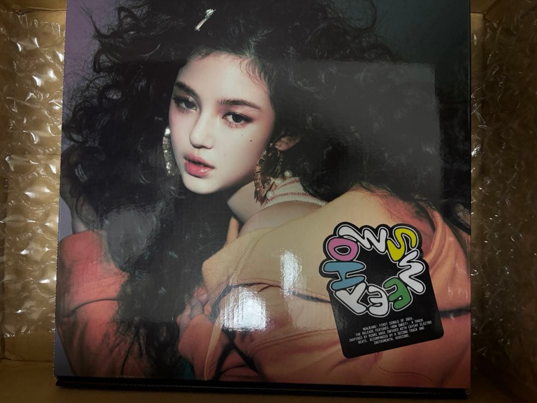 NewJeans How Sweet アルバム トレカ付き‼️