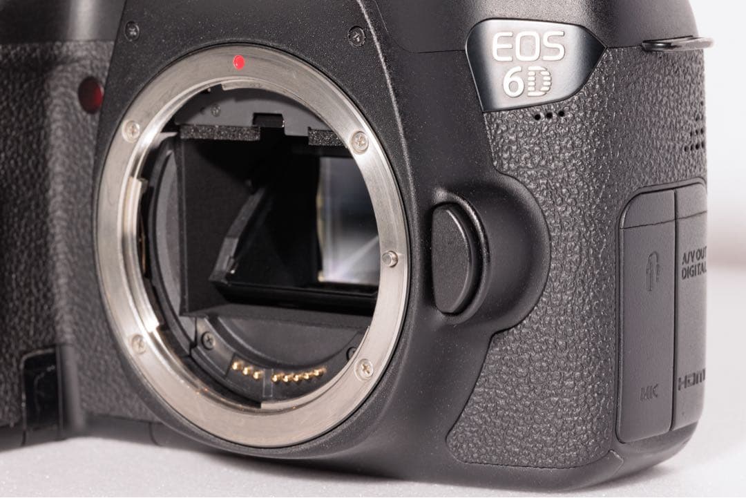 Canon EOS 6D ボディ実用品