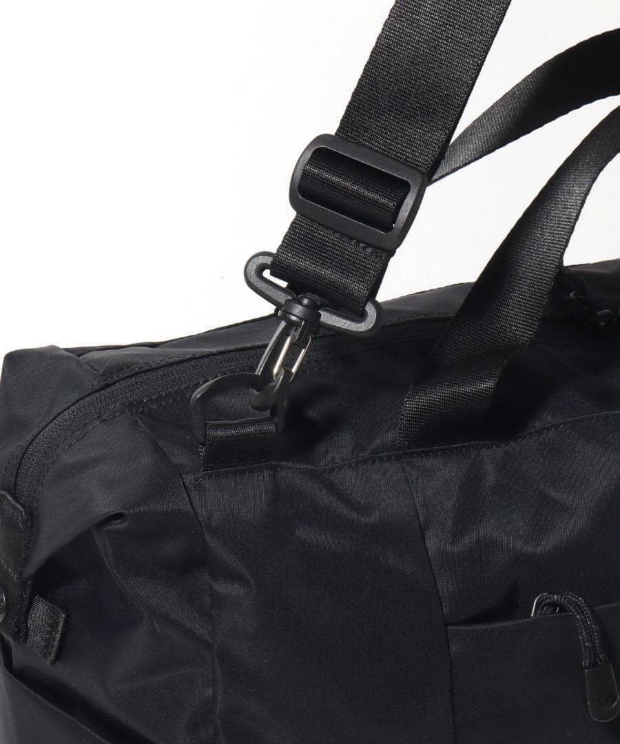 ノースフェイス　ライトダッフルバッグ　ボストンバッグ　新品