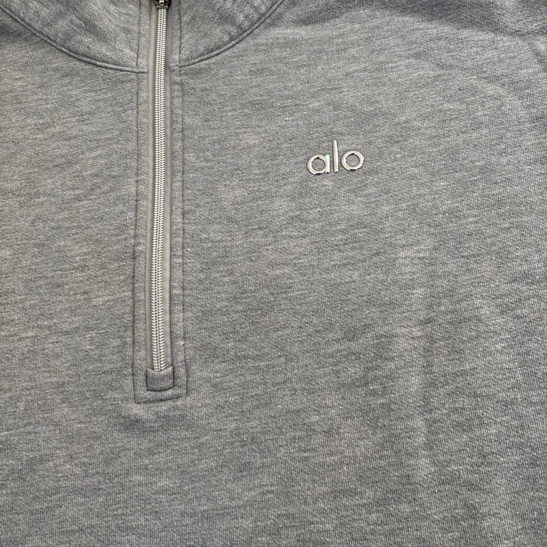 ALO YOGA トレーナー