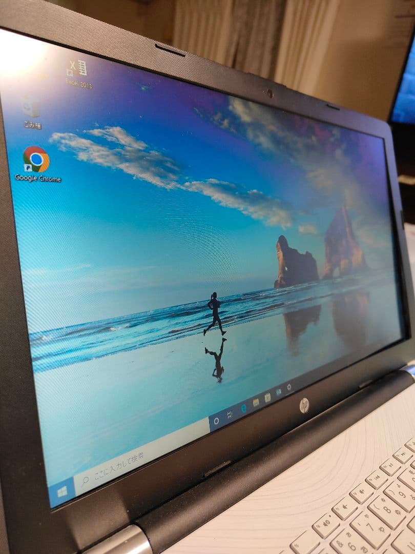 ジャンク HP ノートパソコン 15-bw001AU 起動確認済み ヒンジ不良