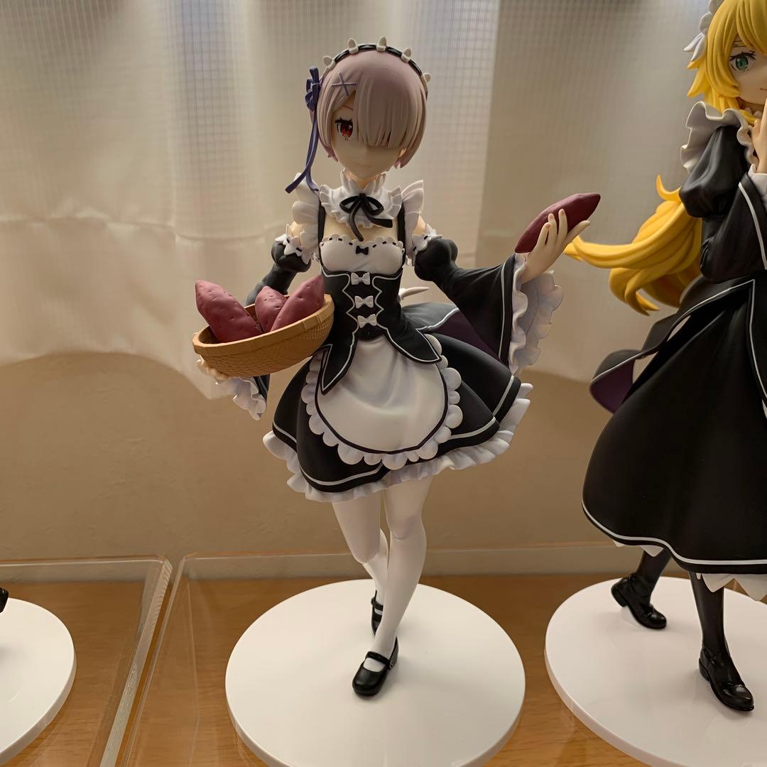 ユ*様 リゼロ　お茶会　フィギュア