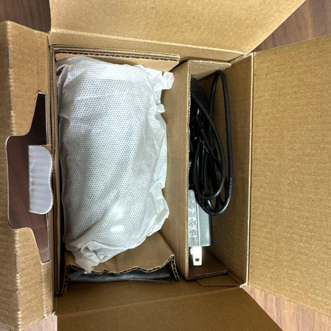 Sony HDR-CX675 ハンディカム 本体　スタンド、バック