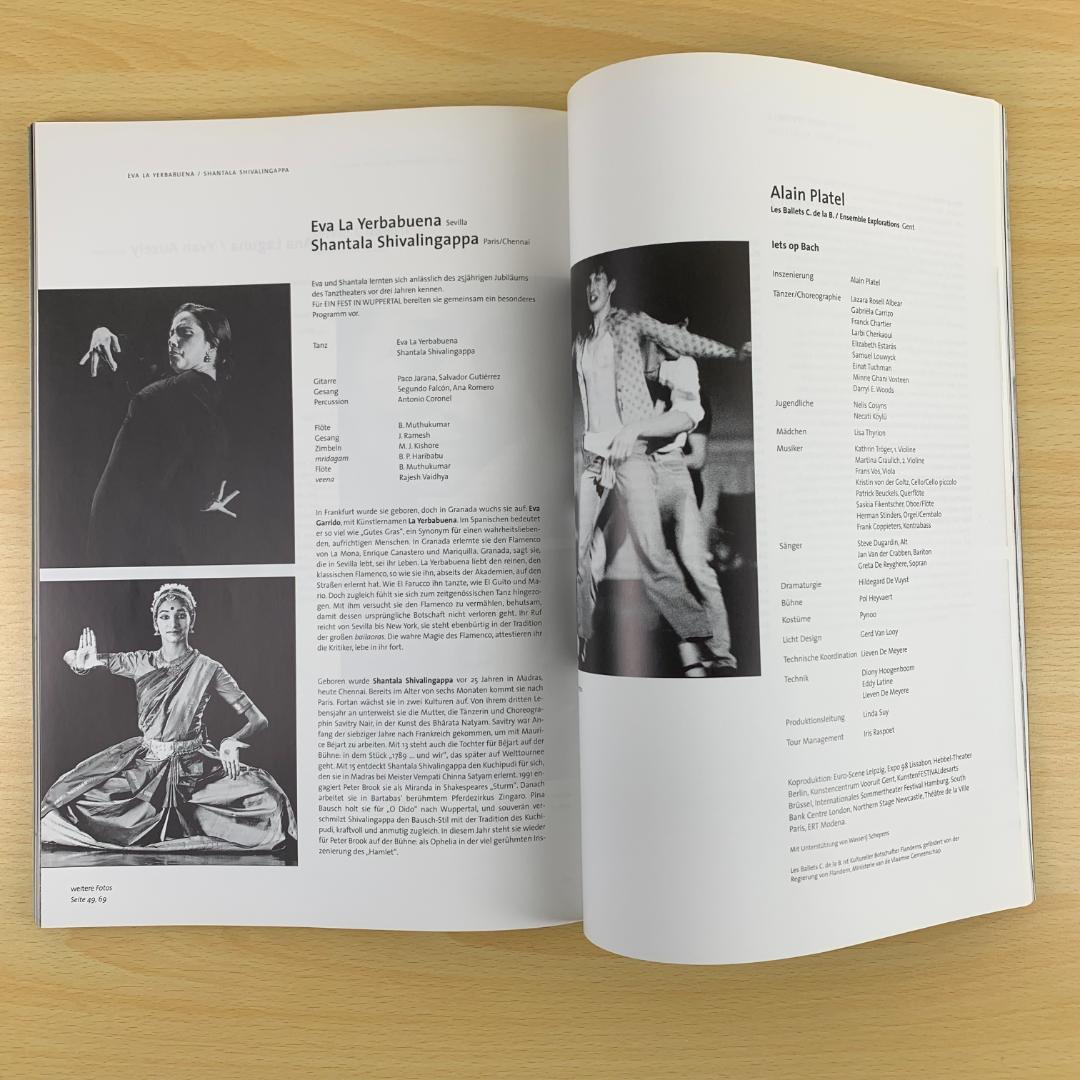 【希少】写真集 ピナ・バウシュ ヴッパタール 25周年 記念誌 ダンス 洋書