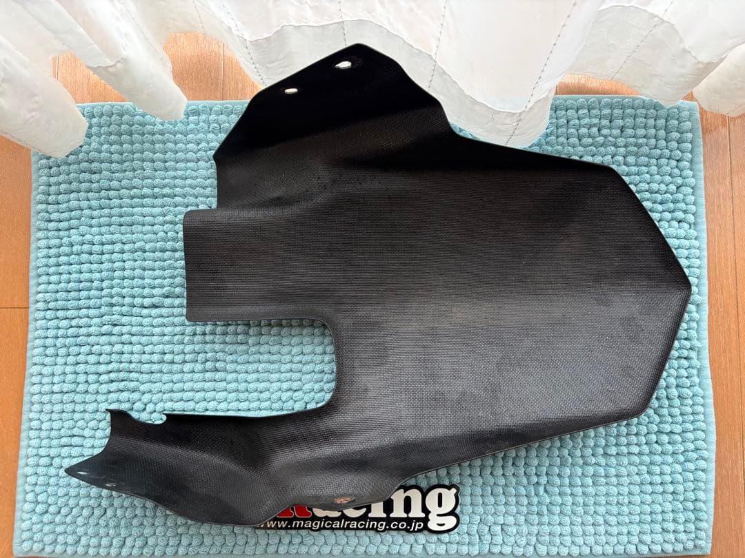 Kawasaki Z1000 カーボンリアフェンダー