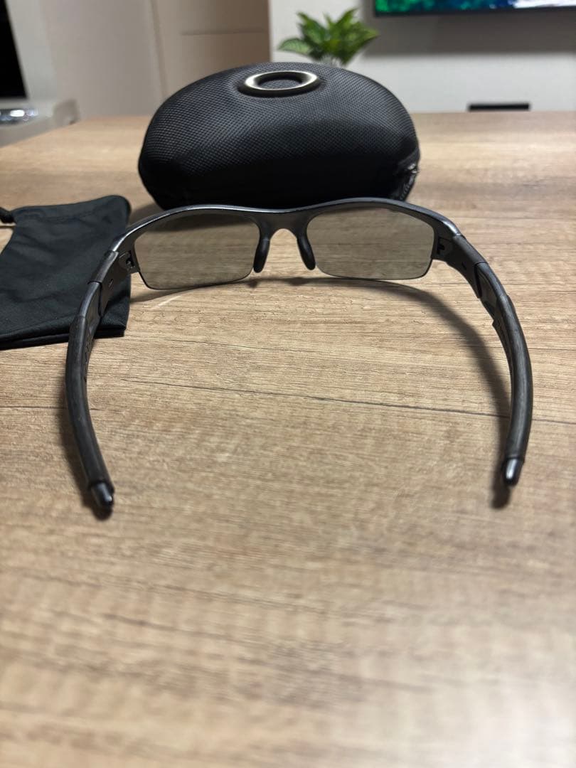 Oakley スポーツサングラス ブラックフレーム