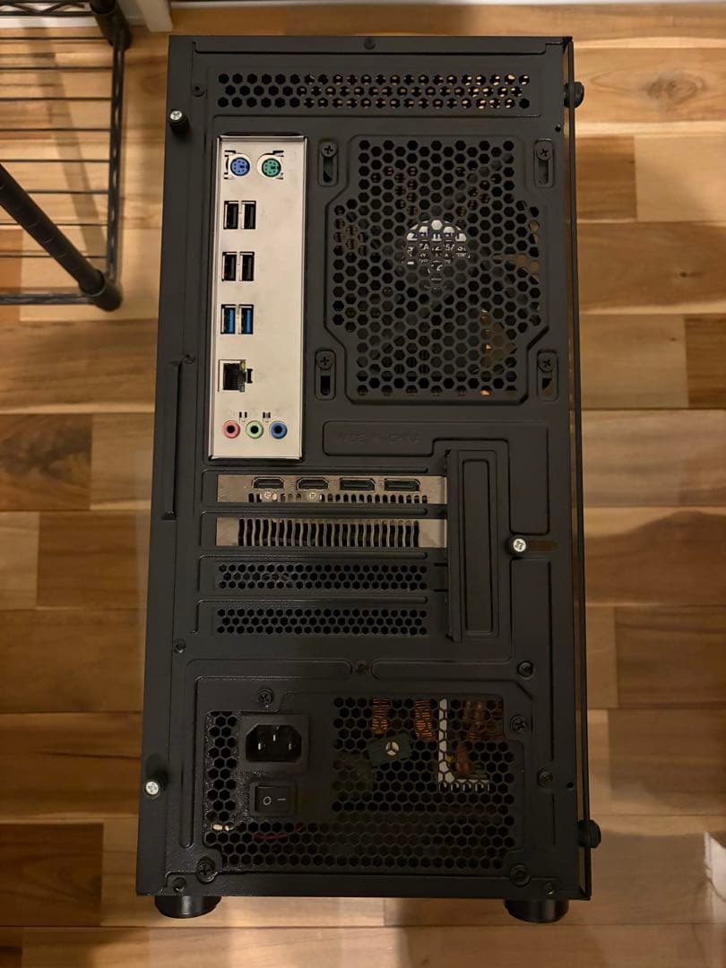 RAM32GB搭載　高性能ゲーミングPC