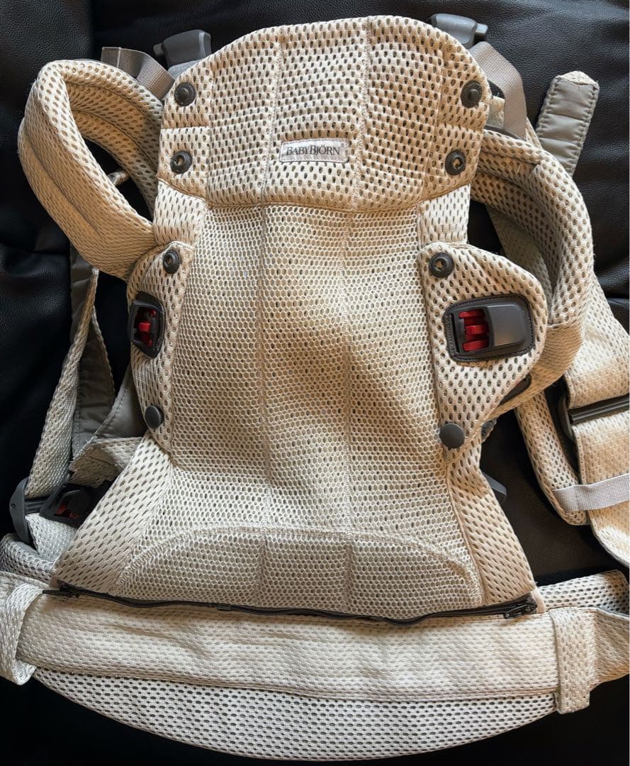 ベビービョルン 抱っこ紐 メッシュ ベビーキャリア ベージュ BabyBjorn