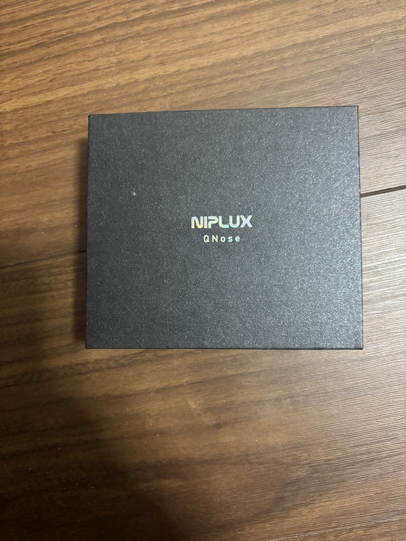 NIPLUX Q Nose EMS 美顔器