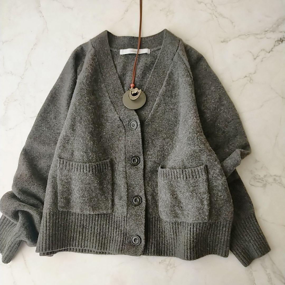 美品　フレームワーク　ショート丈ウールカシミヤカーディガン　Vネック