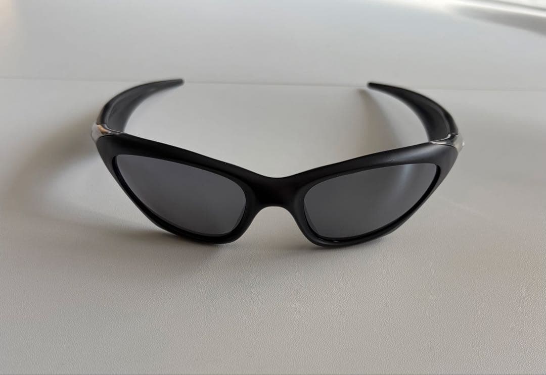 L*l様 oakley scar