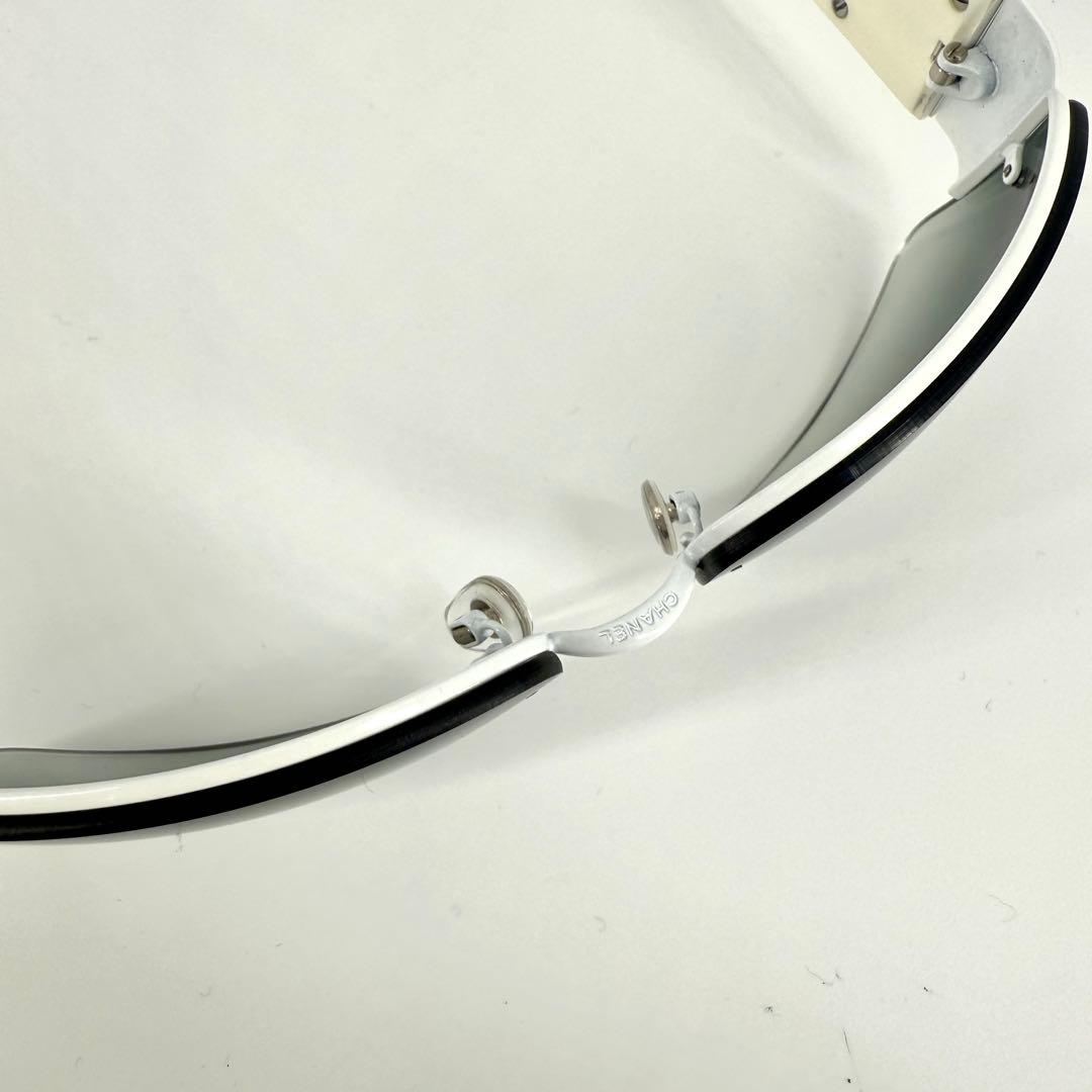 CHANEL サングラス 4117 ココマーク ラインストーン リムレス 白