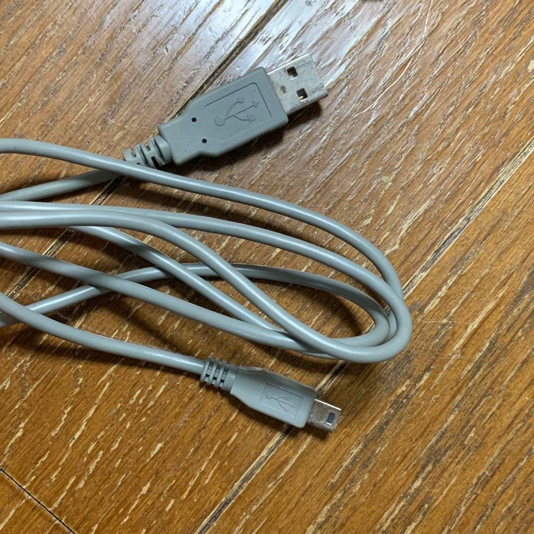 ビクタービデオカメラ　GZ-HM670 everio 2011年製