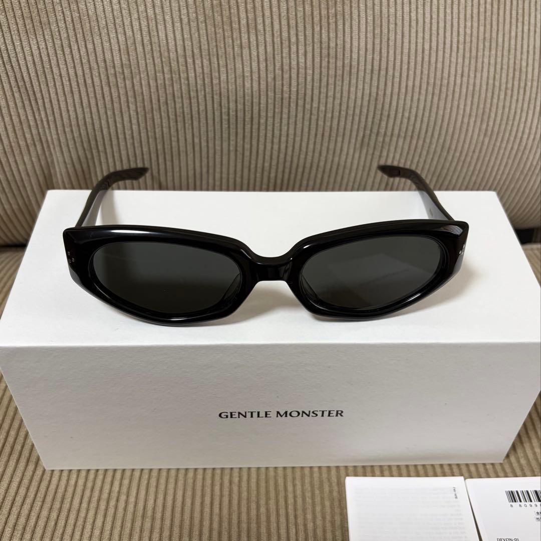 小物 GENTLE MONSTER Devon01