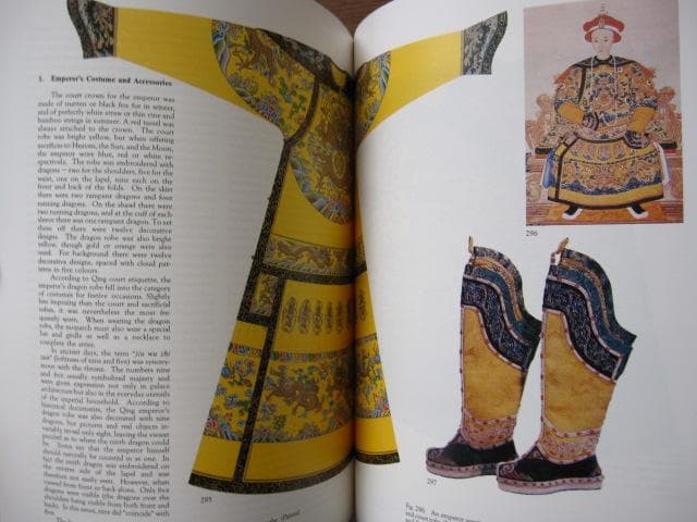 5000 Years of Chinese Costumes　中国の衣装