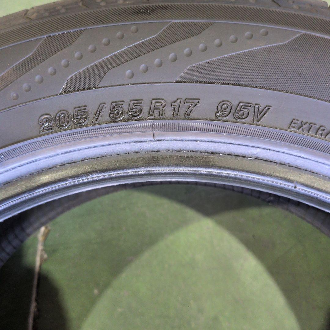 中古サマータイヤ　ヨコハマ　RV02 205/55R17 2本
