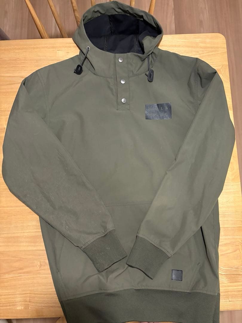 BILLABONG カーキ色 スノーボードウェア M