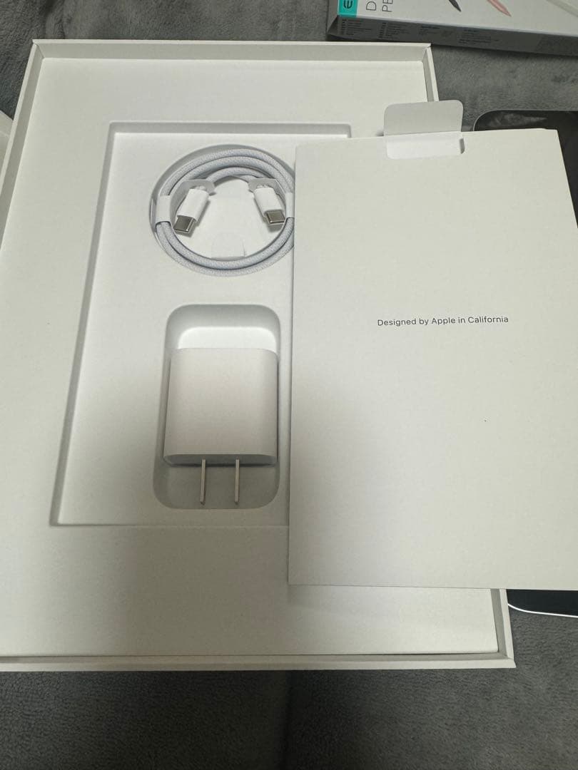 iPad Apple 11 世代 (A16) 128GB 色:シルバー