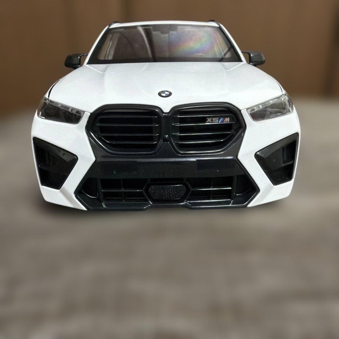 1/18  X5M LCI ダイキャストモデル