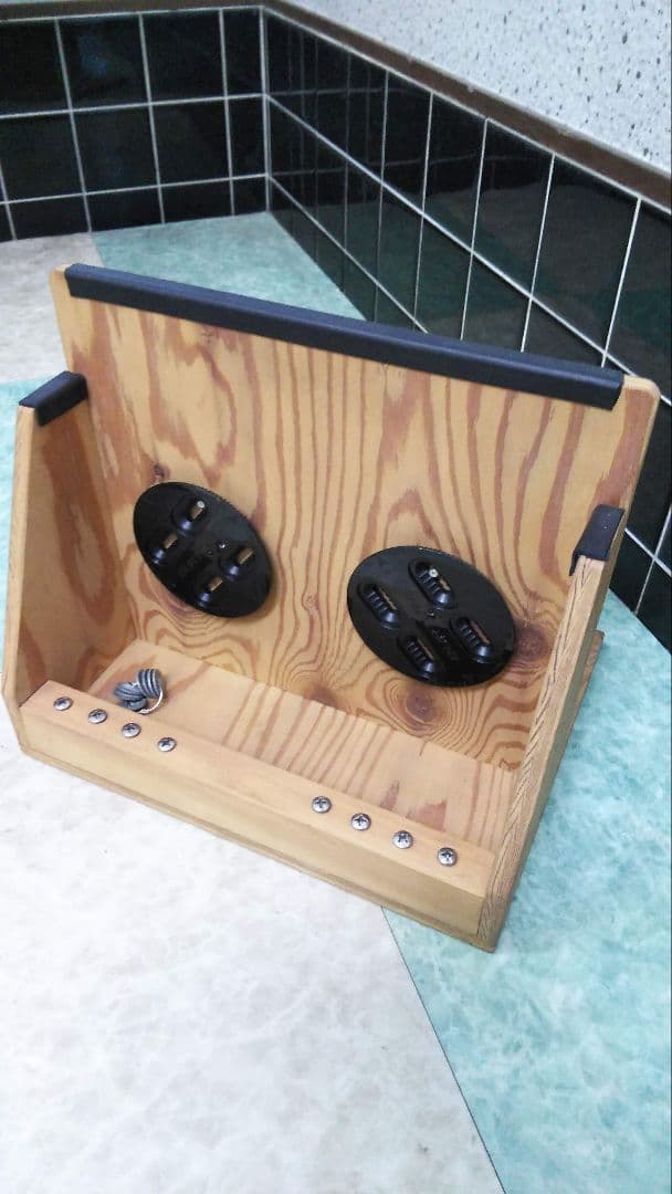 スノーボードディスプレイスタンドラック1本用カラーウィールナットハンドメイド