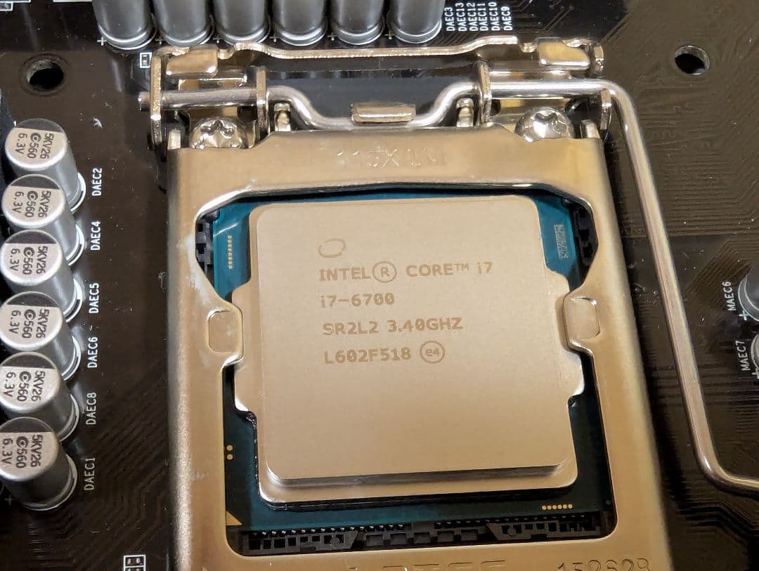 GA-H170-D3HP マザーボード と CPU(Core i7-6700)
