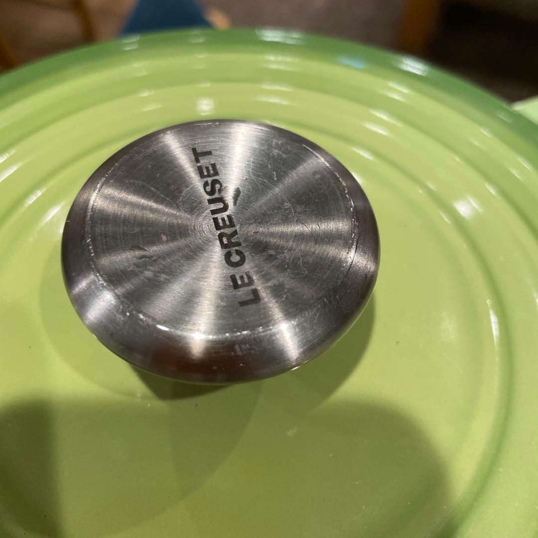 LE CREUSET 緑色 鋳鉄製 両手鍋週末値下げ