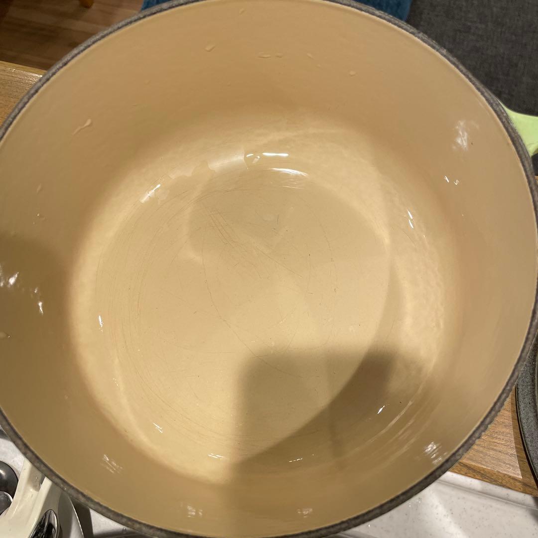 LE CREUSET 緑色 鋳鉄製 両手鍋週末値下げ