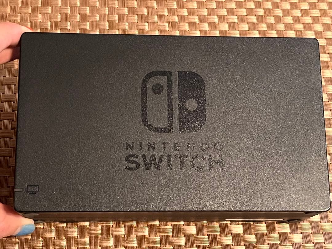 【動作確認済・初期化済】Nintendo Switch 本体一式＋おまけ付き