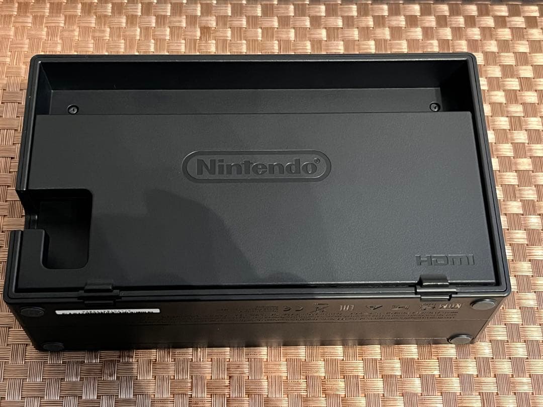 【動作確認済・初期化済】Nintendo Switch 本体一式＋おまけ付き