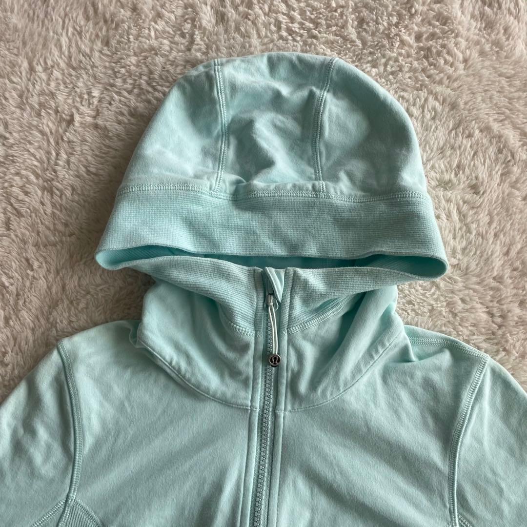 lululemon ルルレモン スカイブルー フーディーパーカー BD86