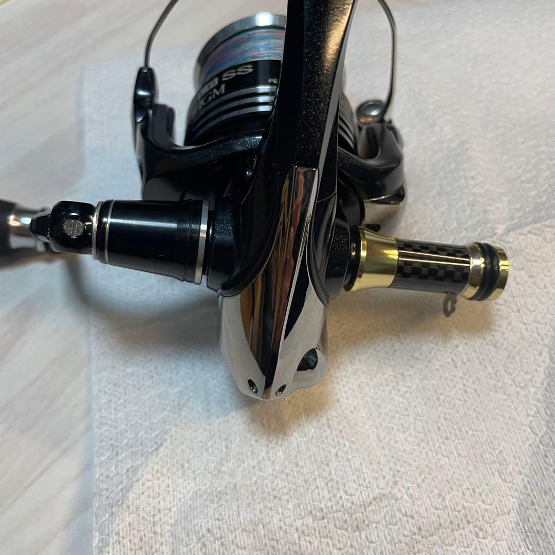 11エクスセンスLB SS C3000HGM 替えスプール付き