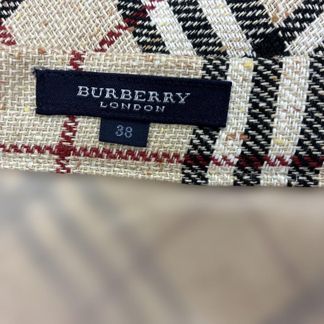 未使用　BURBERRY LONDONノバチェックフレアスカート ベージュ