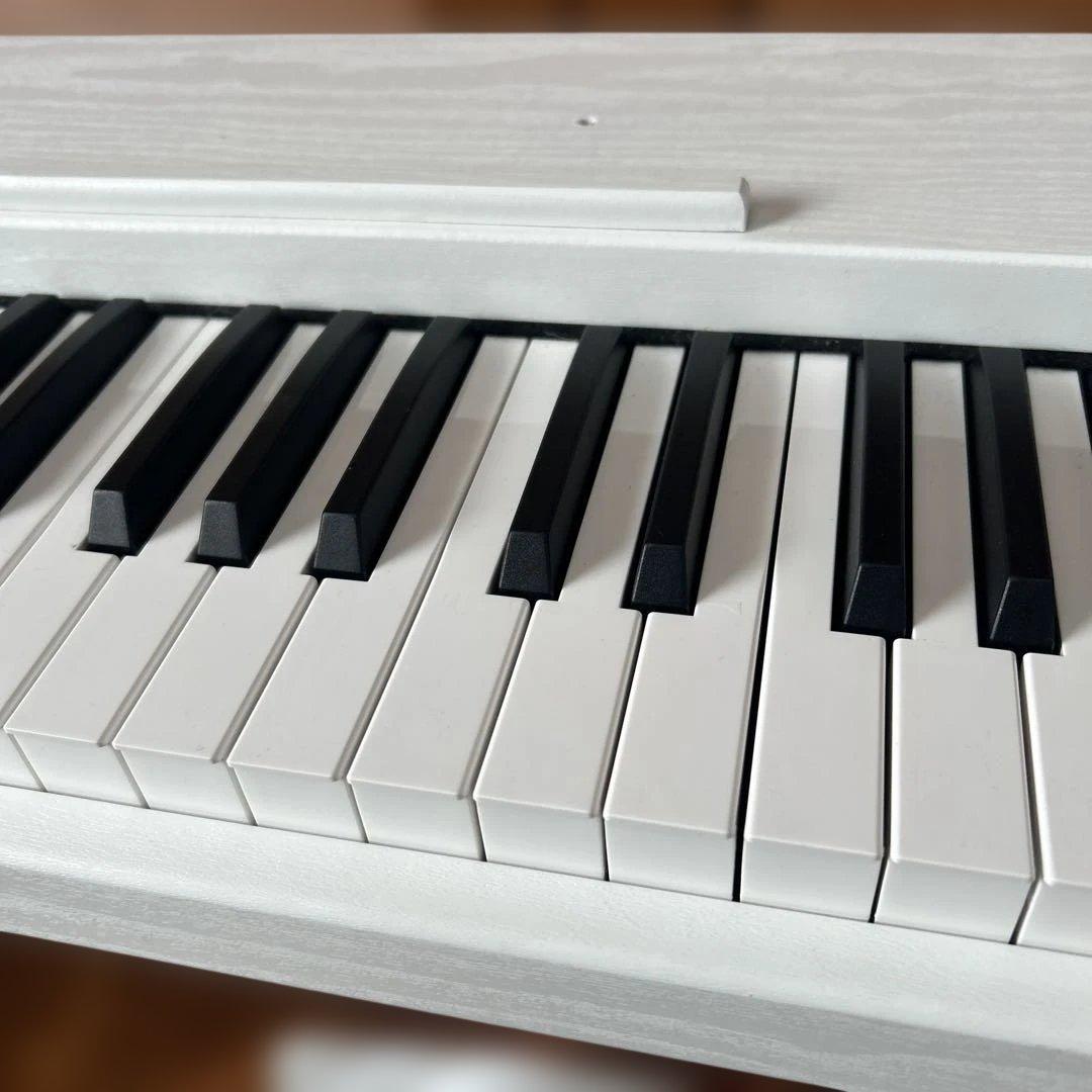 ちびゆう様　美品　carina88鍵盤電子ピアノ