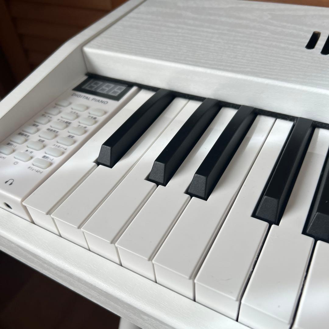 ちびゆう様　美品　carina88鍵盤電子ピアノ