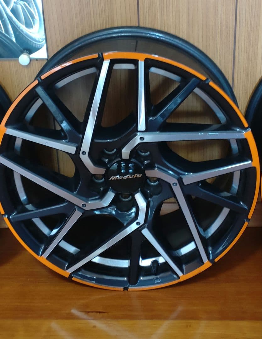 モデューロホイール8J18インチ