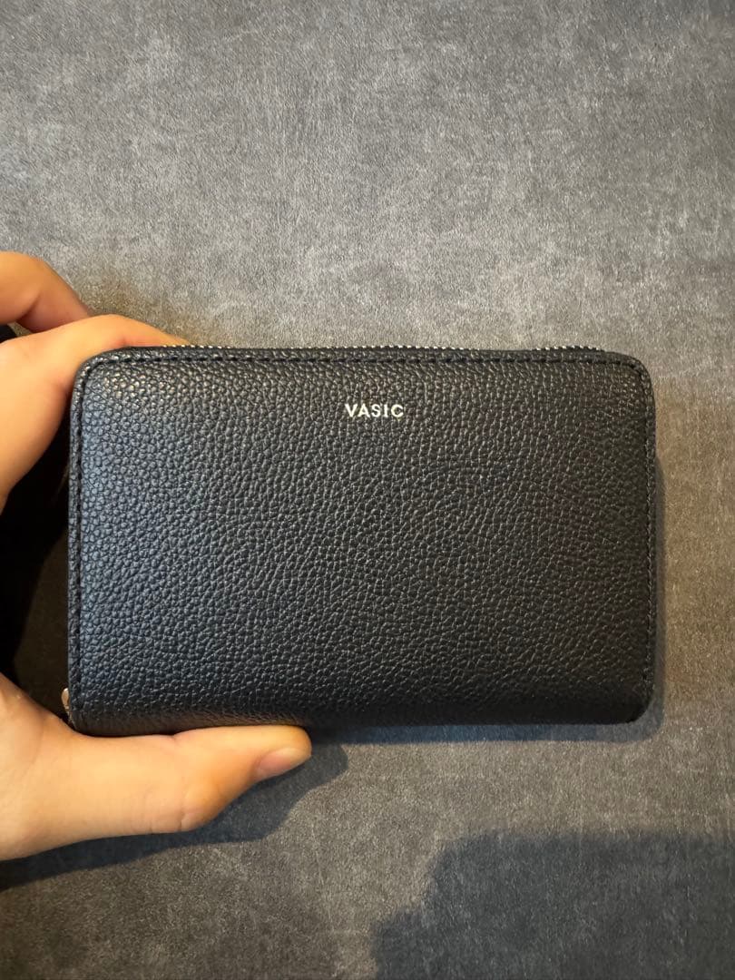 VASIC ブラック 二つ折り財布
