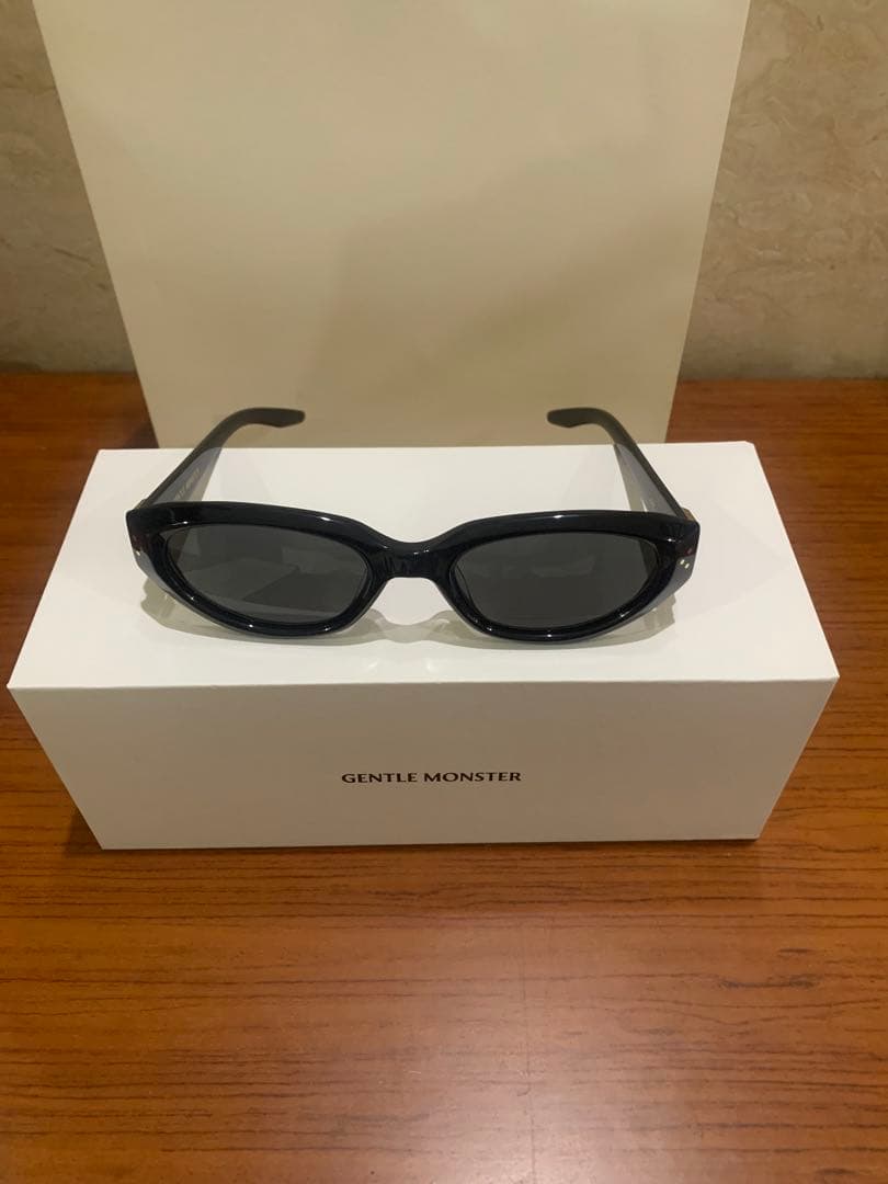 ジェントルモンスター GENTLE MONSTER Duns 01