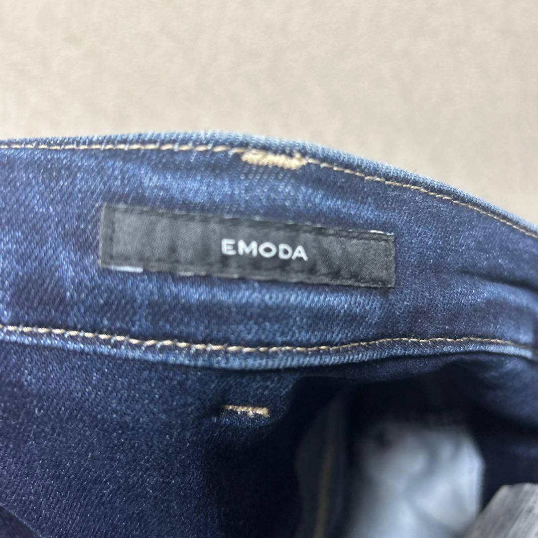 最終価格❣️ エモダ　超ストレッチ　デニム　パンツ　ブラック　濃紺　2本セット