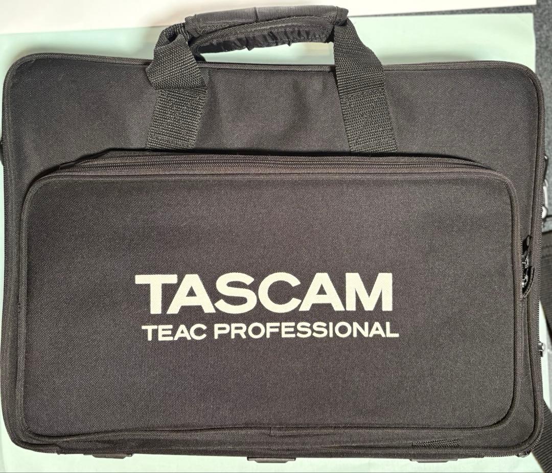TASCAM DP-02マルチトラックレコーダー 通電確認済 取説/専用バッグ付