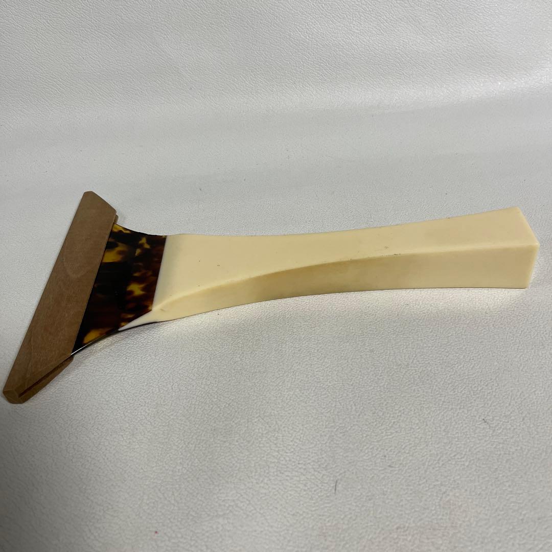 三味線のバチ　鼈甲　開き13cm