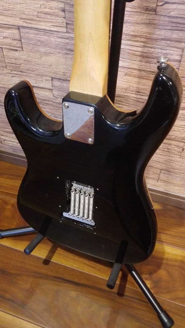 Mavisメイビス　リアピックアップDiMarzio dp103