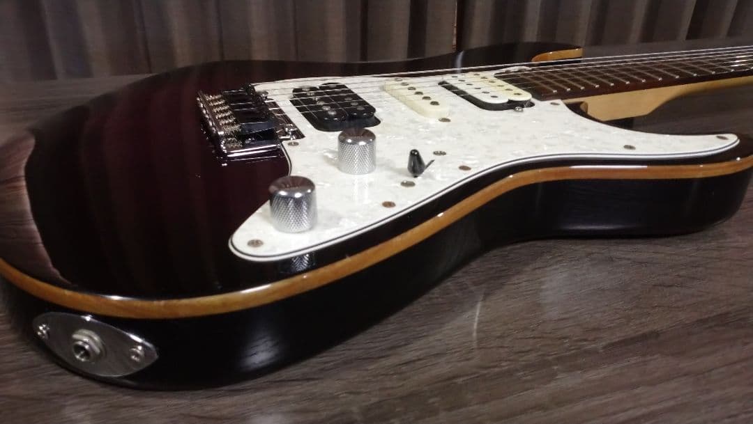 Mavisメイビス　リアピックアップDiMarzio dp103
