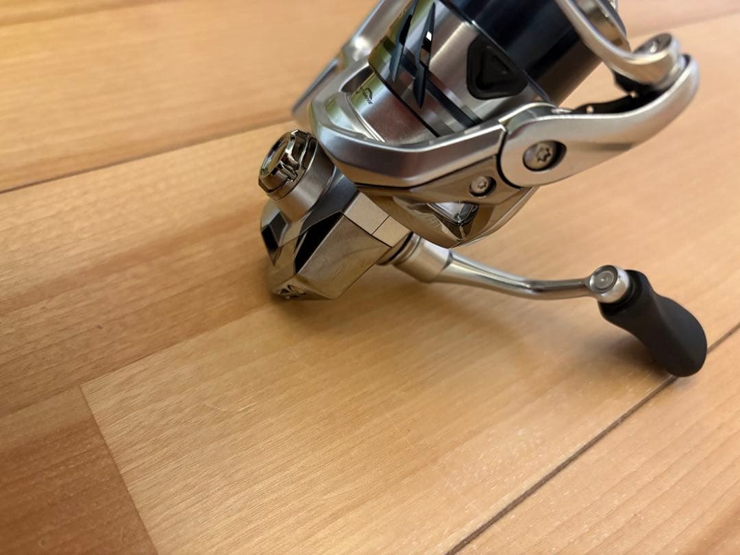 ア*ヤ様 シマノ【23ストラディック C2000S】美品